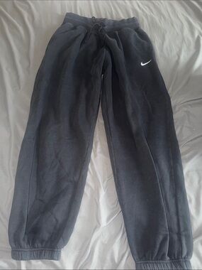 Nike Black high waisted Jogger Sweatpants